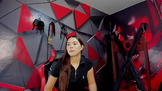 Snapshot of Hana_and_Zeta chatting on September 2025 12:10:02 PM Hana and Zeta online show from September 2025 12:10:02 PM