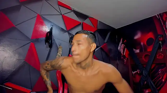 Snapshot of Hana_and_Zeta chatting on October 2025 12:17:01 PM Hana and Zeta online show from October 2025 12:17:01 PM