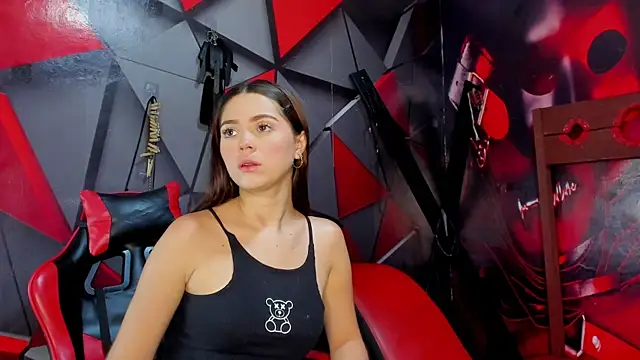 Snapshot of Hana_and_Zeta chatting on November 2025 12:15:01 PM Hana and Zeta online show from November 2025 12:15:01 PM