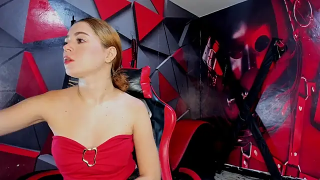 Snapshot of Hana_and_Zeta chatting on January 2026 12:18:01 PM Hana and Zeta online show from January 2026 12:18:01 PM