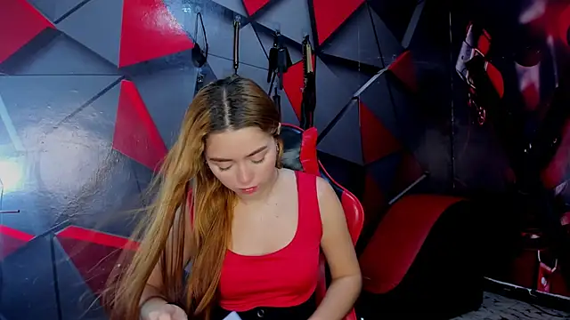 Snapshot of Hana_and_Zeta chatting on January 2026 12:21:01 PM Hana and Zeta online show from January 2026 12:21:01 PM