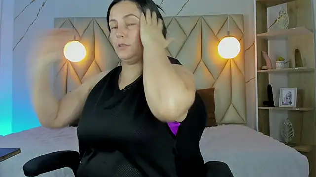 angelswets online show from January 2026 02:00:01 PM