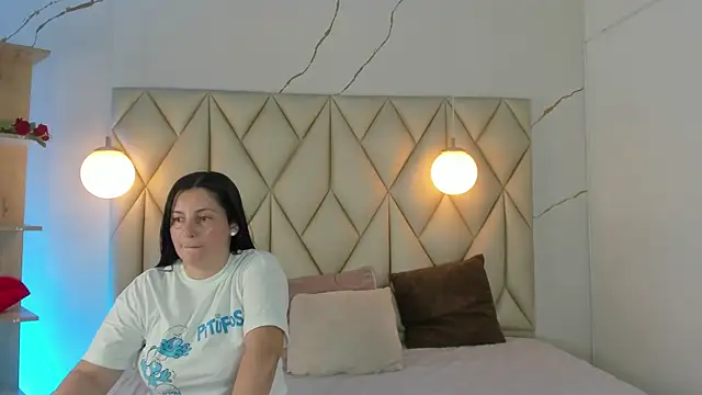 angelswets online show from June 2026 01:39:02 PM