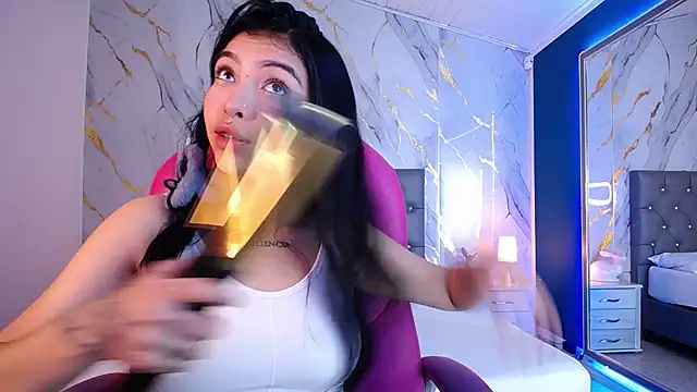 Snapshot of pettit_courtny chatting on March 2025 07:28:01 PM pettit courtny online show from March 2025 07:28:01 PM