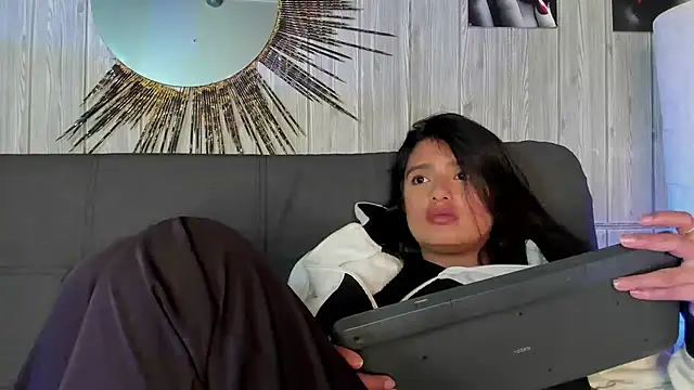 karla 999 online show from December 2024 05:10:02 AM