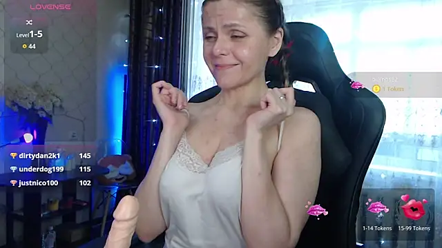 JessieOMays online show from June 2026 11:27:02 PM