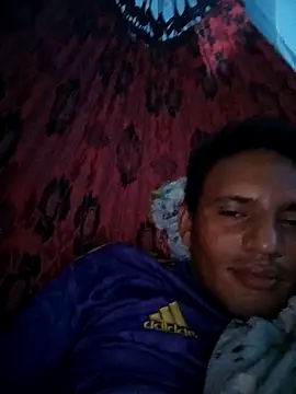 Snapshot of 68_Toni chatting on November 2025 02:32:02 AM 68 Toni online show from November 2025 02:32:02 AM