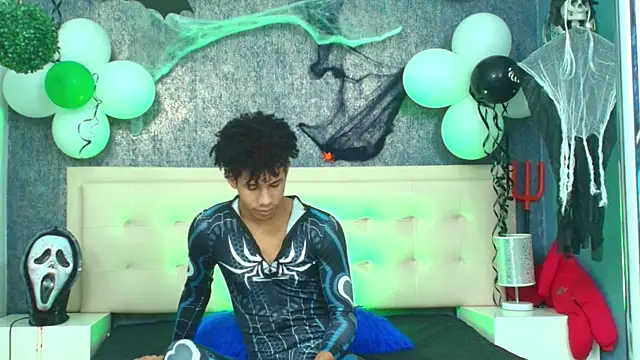 Erick Zhimerman online show from October 2025 04:03:02 AM