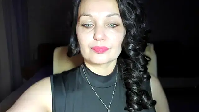 WitchBlueRose online show from October 2025 06:59:01 PM