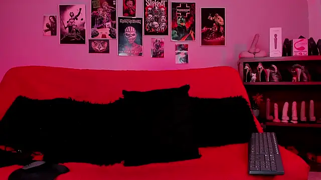 lilith-deveraux online show from October 2025 02:40:01 PM