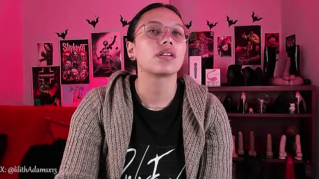 Snapshot of lilith-deveraux chatting on February 2026 02:39:01 PM lilith-deveraux online show from February 2026 02:39:01 PM