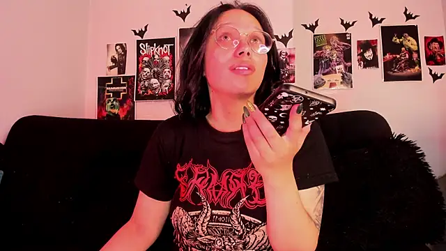 Snapshot of lilith-deveraux chatting on June 2026 04:28:02 PM lilith-deveraux online show from June 2026 04:28:02 PM