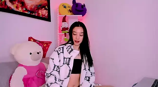 Manuelaa mejiia online show from December 2024 04:49:02 PM