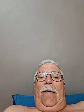 Snapshot of NawtyB1965 chatting on September 2025 03:40:02 AM NawtyB1965 online show from September 2025 03:40:02 AM