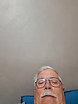 Snapshot of NawtyB1965 chatting on September 2025 03:43:01 AM NawtyB1965 online show from September 2025 03:43:01 AM