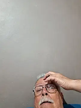 Snapshot of NawtyB1965 chatting on September 2025 03:55:02 AM NawtyB1965 online show from September 2025 03:55:02 AM