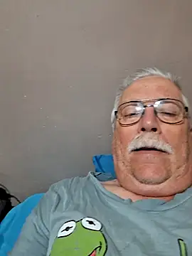 Snapshot of NawtyB1965 chatting on September 2025 03:45:02 AM NawtyB1965 online show from September 2025 03:45:02 AM