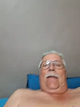 Snapshot of NawtyB1965 chatting on October 2025 04:00:02 AM NawtyB1965 online show from October 2025 04:00:02 AM