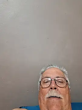 Snapshot of NawtyB1965 chatting on October 2025 03:40:01 AM NawtyB1965 online show from October 2025 03:40:01 AM