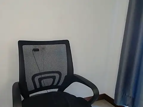 Snapshot of Eastqueen chatting on December 2024 01:55:01 PM Eastqueen online show from December 2024 01:55:01 PM