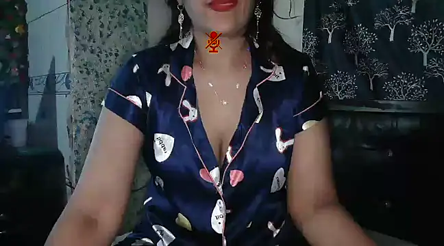 Snapshot of Dashing_couple chatting on February 2025 11:21:01 AM Dashing couple online show from February 2025 11:21:01 AM