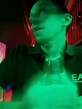 Snapshot of mika11100 chatting on October 2025 11:39:01 PM mika11100 online show from October 2025 11:39:01 PM