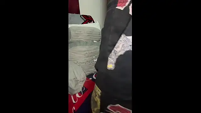 KySir1990 online show from February 2026 11:32:01 AM