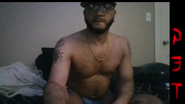 Snapshot of KySir1990 chatting on June 2026 05:03:01 PM KySir1990 online show from June 2026 05:03:01 PM