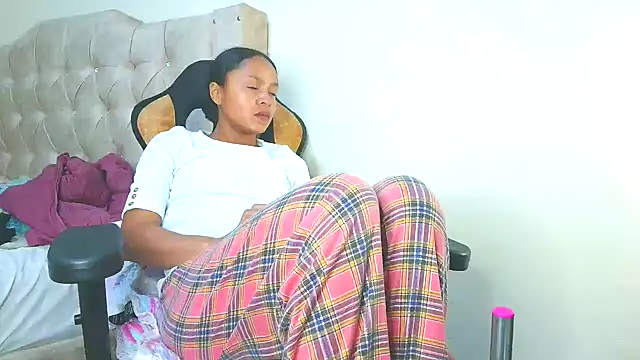 Samary thomas online show from October 2025 11:32:02 PM