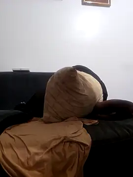 Amirkhai online show from March 2026 12:01:01 PM