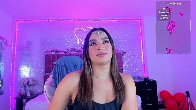 KylieVictoria online show from February 2025 04:44:02 AM