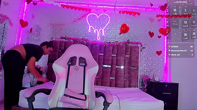 KylieVictoria online show from February 2025 10:45:01 AM