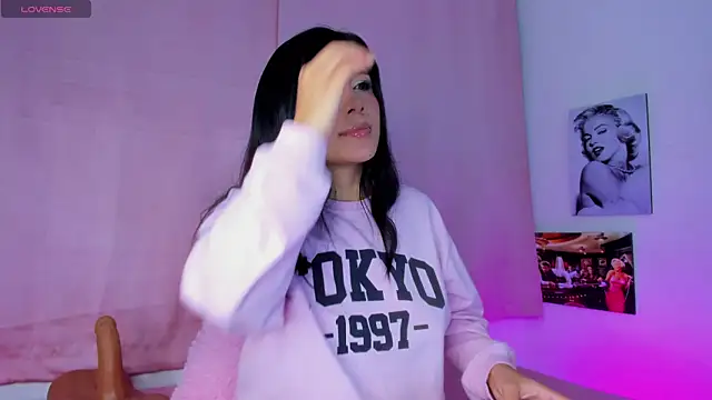 tellmebri online show from October 2025 08:33:01 AM