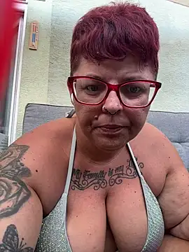 Snapshot of SunshineLexi chatting on July 2026 05:42:02 AM SunshineLexi online show from July 2026 05:42:02 AM