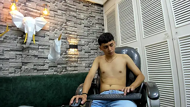 DamiBright online show from October 2025 05:42:01 PM