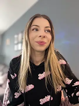 Mia Ethan online show from March 2026 08:53:02 AM