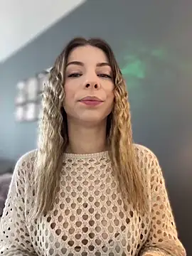 Mia Ethan online show from April 2026 08:50:01 AM