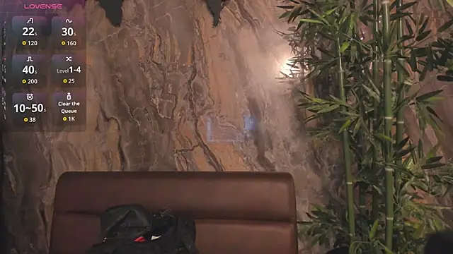 Snapshot of Alahia_Dangelo chatting on December 2025 05:19:02 PM Alahia Dangelo online show from December 2025 05:19:02 PM