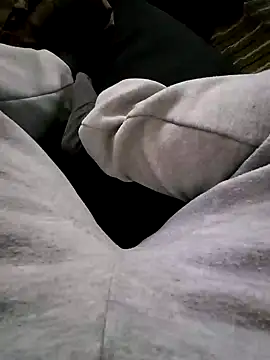 Snapshot of DBento0702 chatting on January 2025 02:50:02 PM DBento0702 online show from January 2025 02:50:02 PM