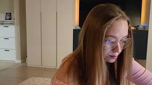 endlesssoffi online show from November 2025 06:52:02 PM