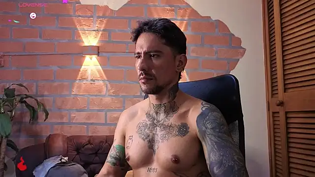 Dylanstonne online show from November 2025 10:14:01 PM