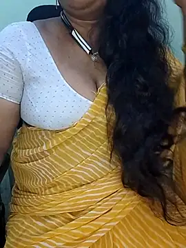 Snapshot of Sexy-Telugunayana2 chatting on October 2025 07:21:02 PM Sexy-Telugunayana2 online show from October 2025 07:21:02 PM