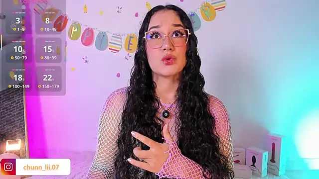 chunn liioo online show from April 2026 01:25:01 AM