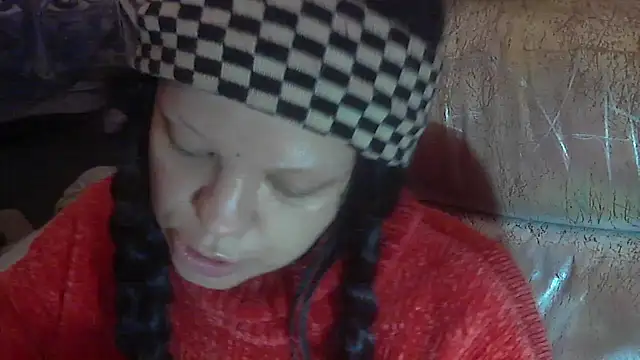 Snapshot of iva_spirit chatting on January 2025 12:31:01 PM iva spirit online show from January 2025 12:31:01 PM