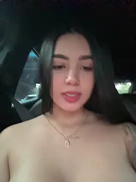 Pink Jazmin online show from February 2026 10:33:01 PM