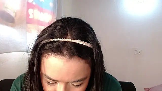 maraa lee online show from October 2025 08:09:02 PM