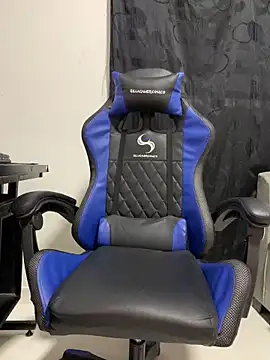 Aangelhot online show from February 2025 11:15:02 PM