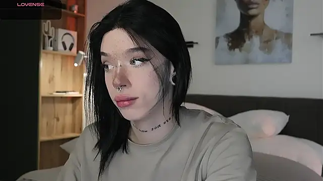 Dasha M online show from April 2026 04:15:02 PM