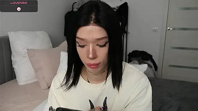 Dasha M online show from July 2026 12:43:01 PM