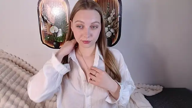 bellaa love  online show from April 2026 12:12:01 AM